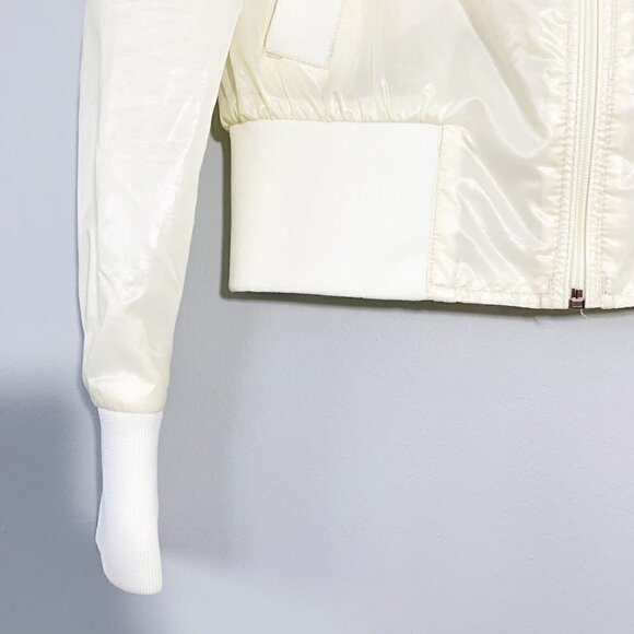 MO x Members Mark pale yellow long sleeve crop length full zipper jacket - Picture 2 of 10